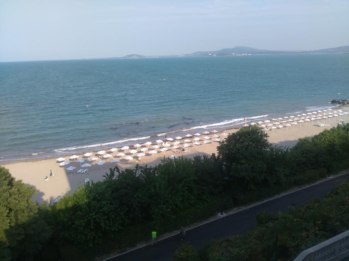 Flora Beach Apartaments Burgas ภายนอก รูปภาพ