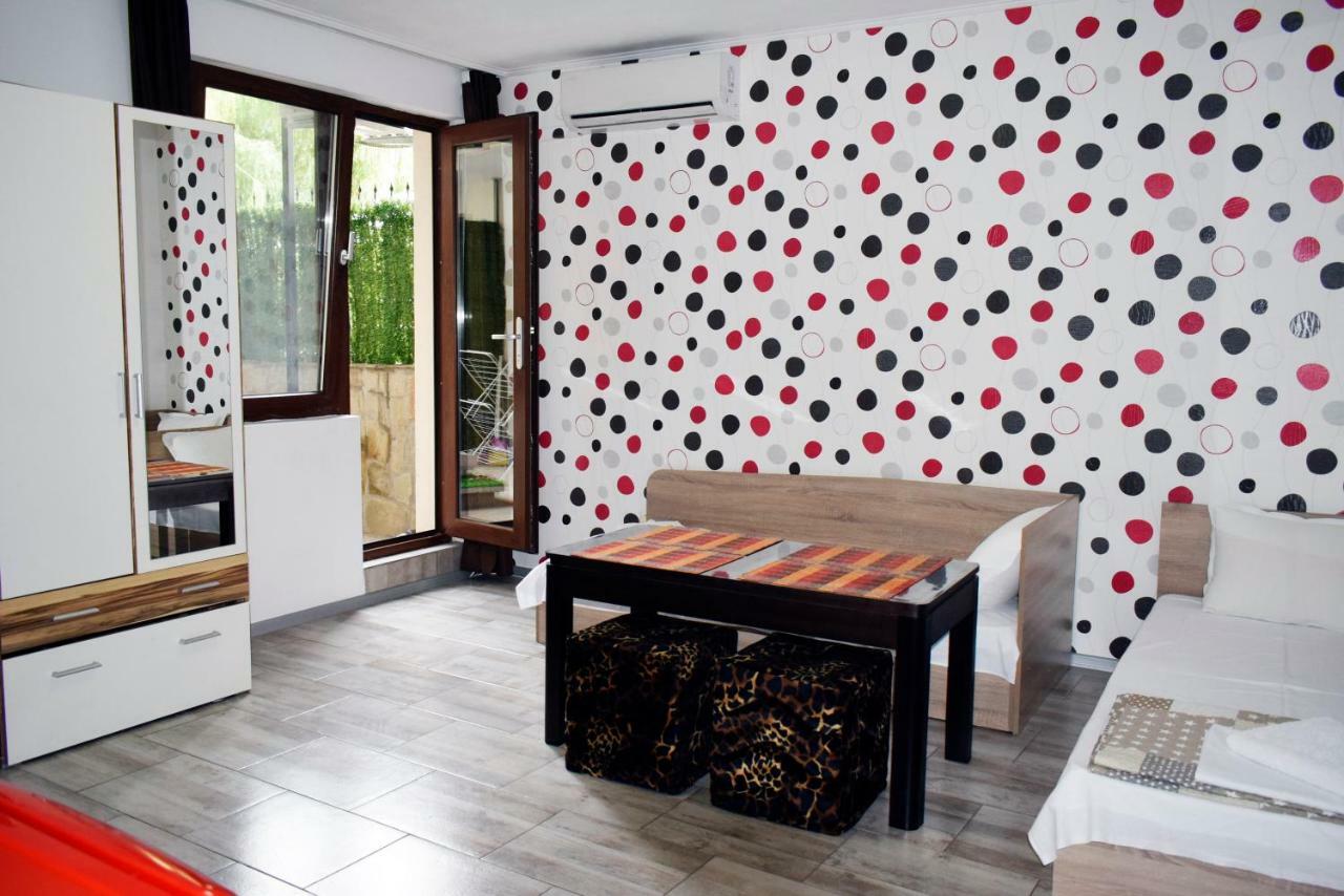 Flora Beach Apartaments Burgas ภายนอก รูปภาพ